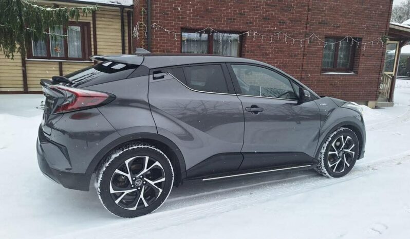 
								2018 TOYOTA C-HR pilnas									