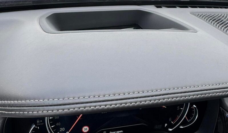 
								BMW 740 pilnas									