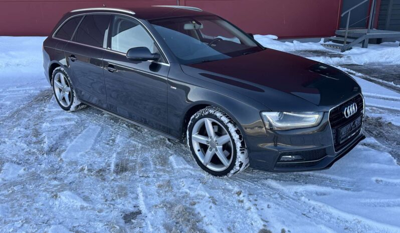 
								Audi A4 pilnas									