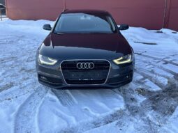 
										Audi A4 pilnas									