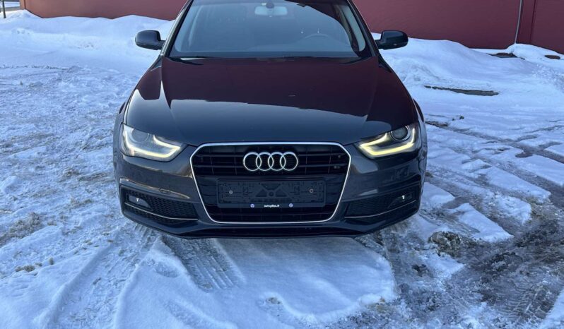
								Audi A4 pilnas									