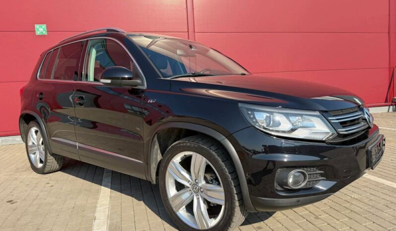 
								Volkswagen Tiguan pilnas									