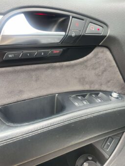 
										Audi Q7 pilnas									