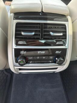 
										BMW 750 pilnas									
