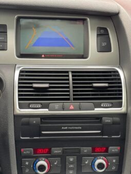 
										Audi Q7 pilnas									