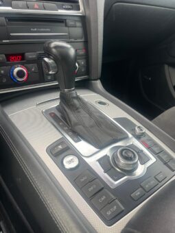 
										Audi Q7 pilnas									