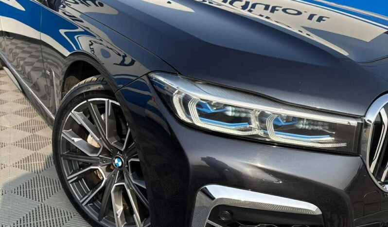 
								BMW 750 pilnas									