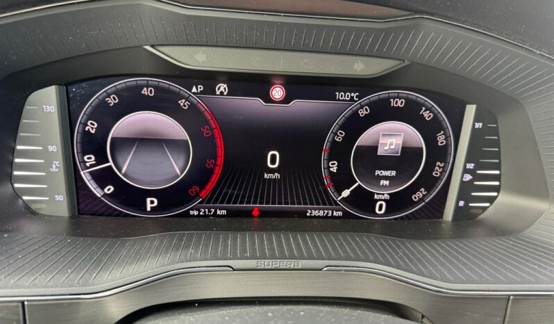 
								2020 Skoda Superb pilnas									
