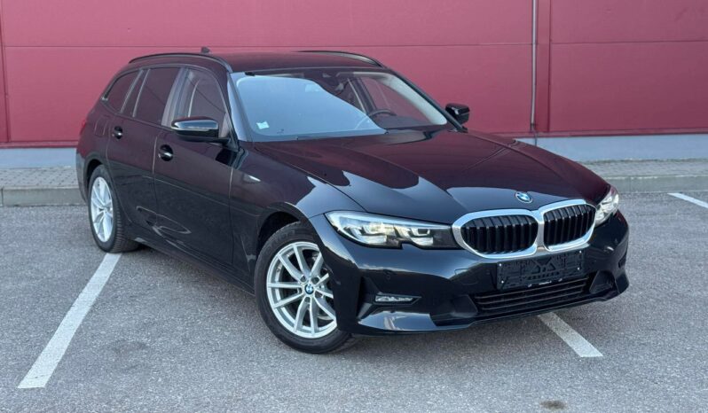
								2021 BMW 318 pilnas									