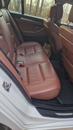 
										2011 BMW 520 pilnas									