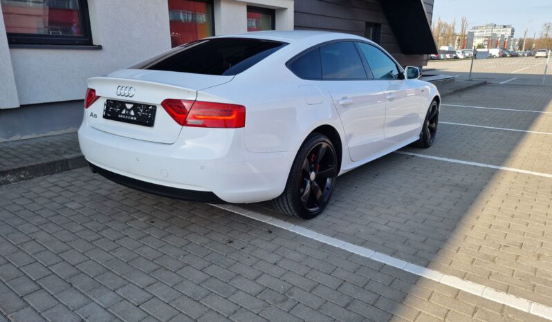 
								2013 Audi A5 pilnas									
