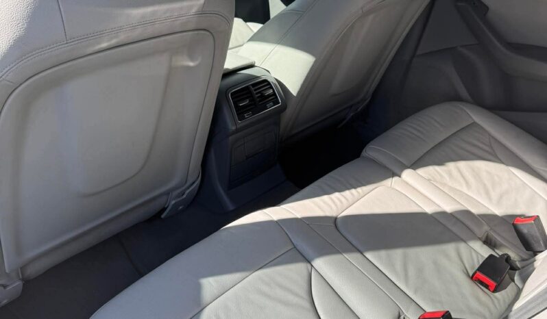 
								Audi Q5 pilnas									