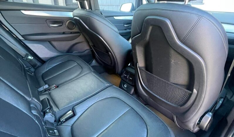 
								2015 BMW 218 pilnas									