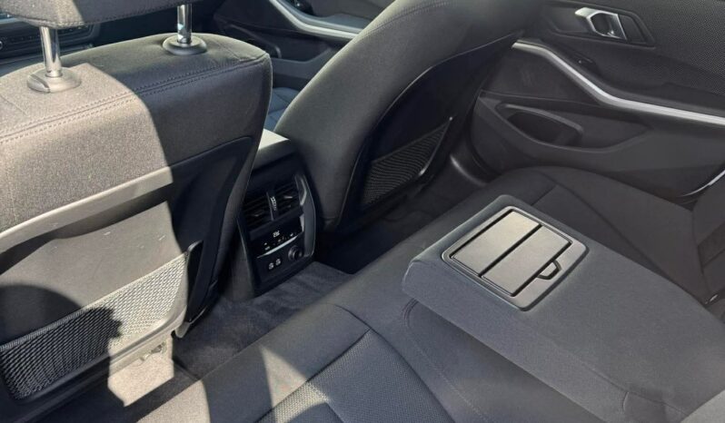
								2020 BMW 330 pilnas									