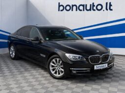 
										2013 BMW 730 pilnas									