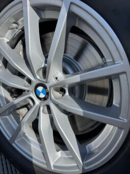 
										2020 BMW 330 pilnas									