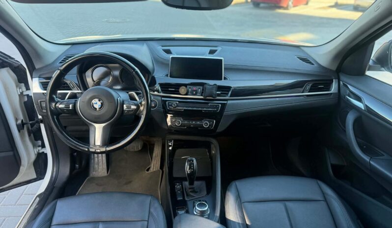 
								2020 BMW X1 pilnas									