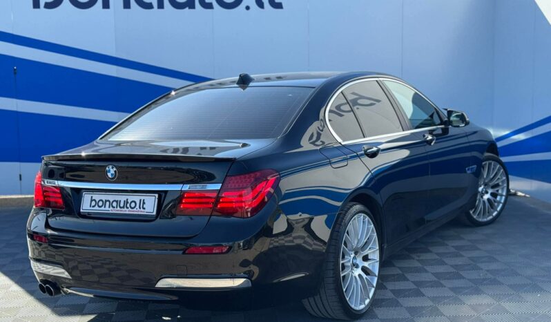 
								2013 BMW 730 pilnas									