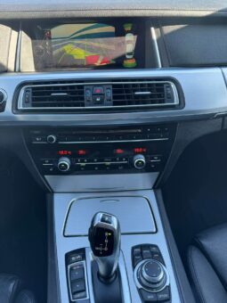 
										2013 BMW 730 pilnas									