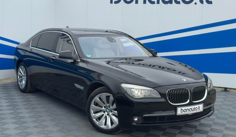 
								2010 BMW 750 pilnas									