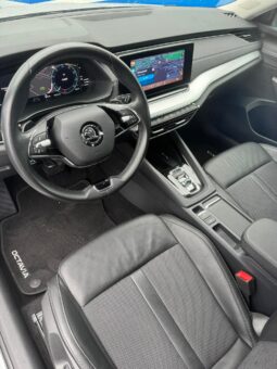 
										2023 SKODA OCTAVIA pilnas									