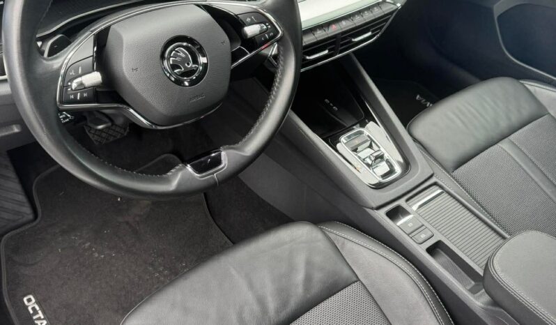 
								2023 SKODA OCTAVIA pilnas									