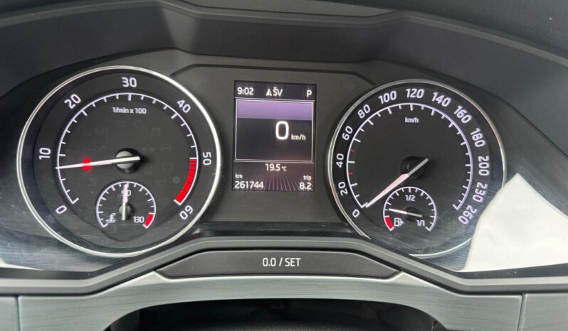 
								2016 SKODA SUPERB pilnas									