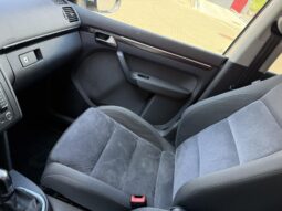 
										2013 VOLKSWAGEN TOURAN pilnas									