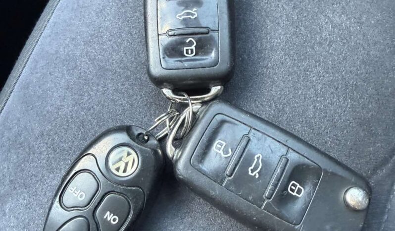 
								2013 VOLKSWAGEN TOURAN pilnas									