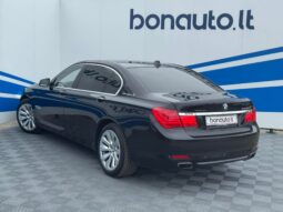 
										2010 BMW 750 pilnas									
