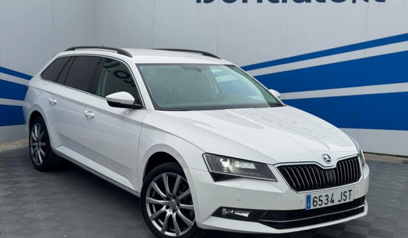
								2016 SKODA SUPERB pilnas									