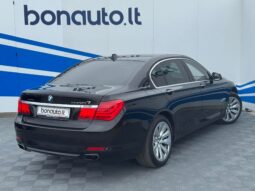 
										2010 BMW 750 pilnas									