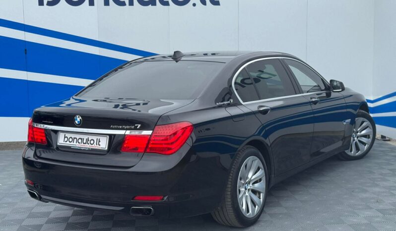 
								2010 BMW 750 pilnas									