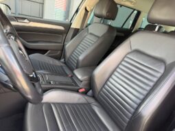 
										2016 Volkswagen Passat pilnas									