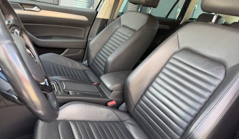 
								2016 Volkswagen Passat pilnas									