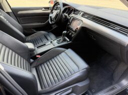 
										2016 Volkswagen Passat pilnas									