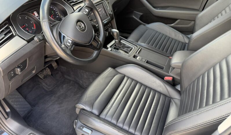 
								2016 Volkswagen Passat pilnas									
