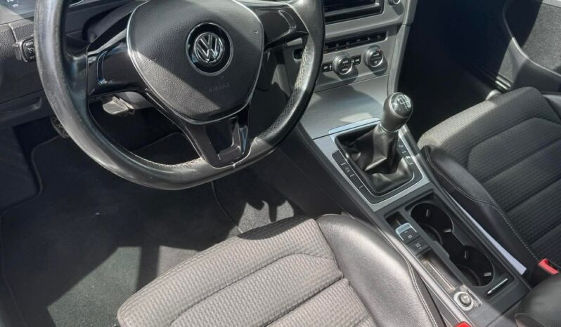 
								2017 VOLKSWAGEN GOLF VII pilnas									