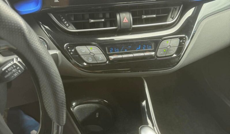 
								2017 TOYOTA C-HR pilnas									