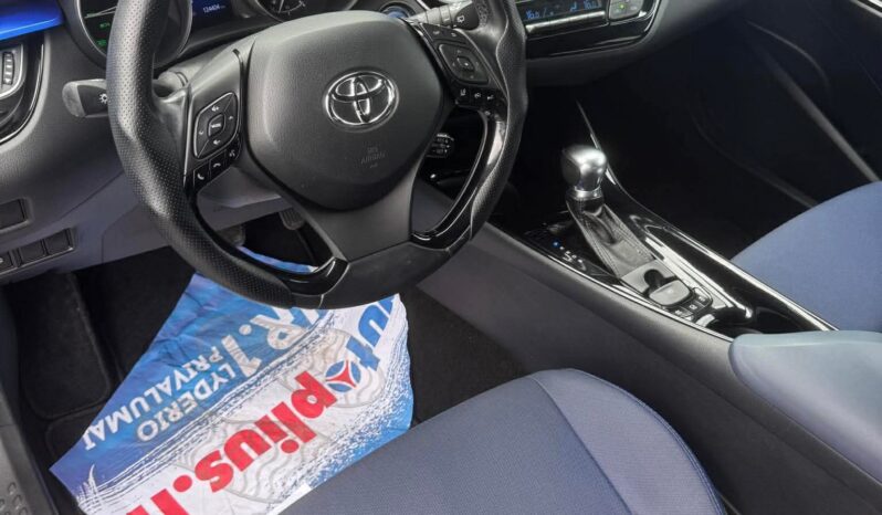 
								2017 TOYOTA C-HR pilnas									
