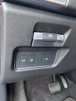 
										2018 JAGUAR E-PACE pilnas									