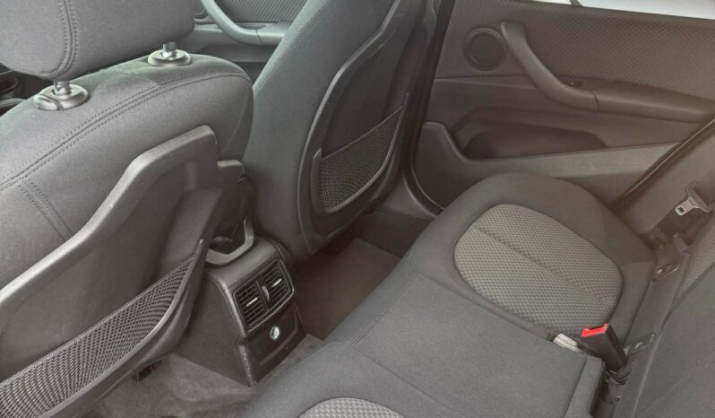 
								2015 BMW X1 pilnas									