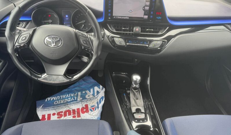 
								2017 TOYOTA C-HR pilnas									