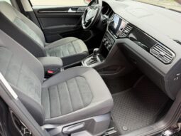 
										Volkswagen pilnas									