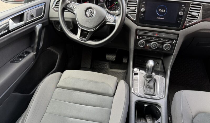 
								Volkswagen pilnas									