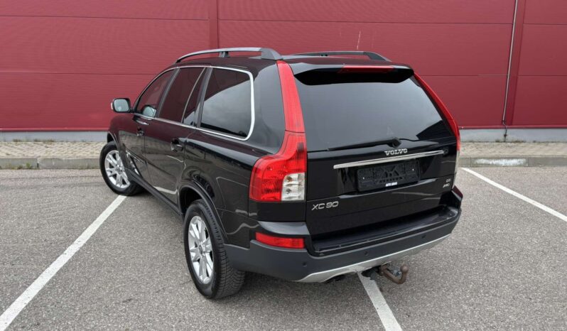 
								Volvo XC90 pilnas									
