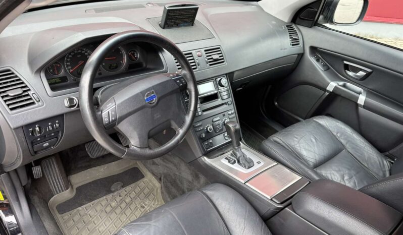 
								Volvo XC90 pilnas									