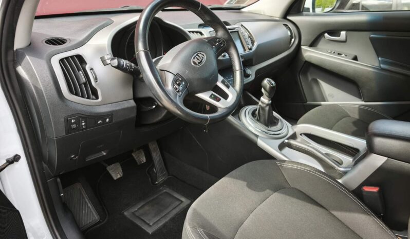 
								2015 KIA SPORTAGE pilnas									
