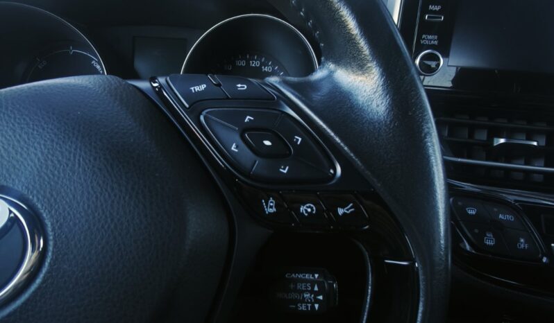 
								2020 TOYOTA C-HR pilnas									